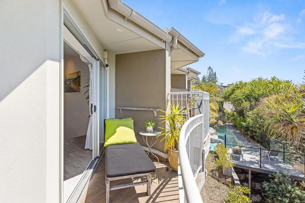 Andari Apartment 2, Sunshine Beach, Beachfront Street And Just Steps To Surf-Club